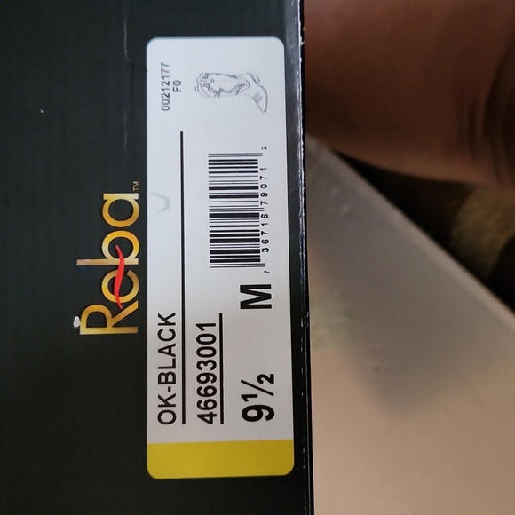 Reba black stud leather western boots - Picture 10 of 12